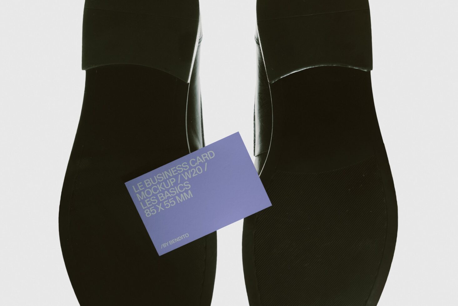 Le Business Card LB26W2002 Mockup preview 2