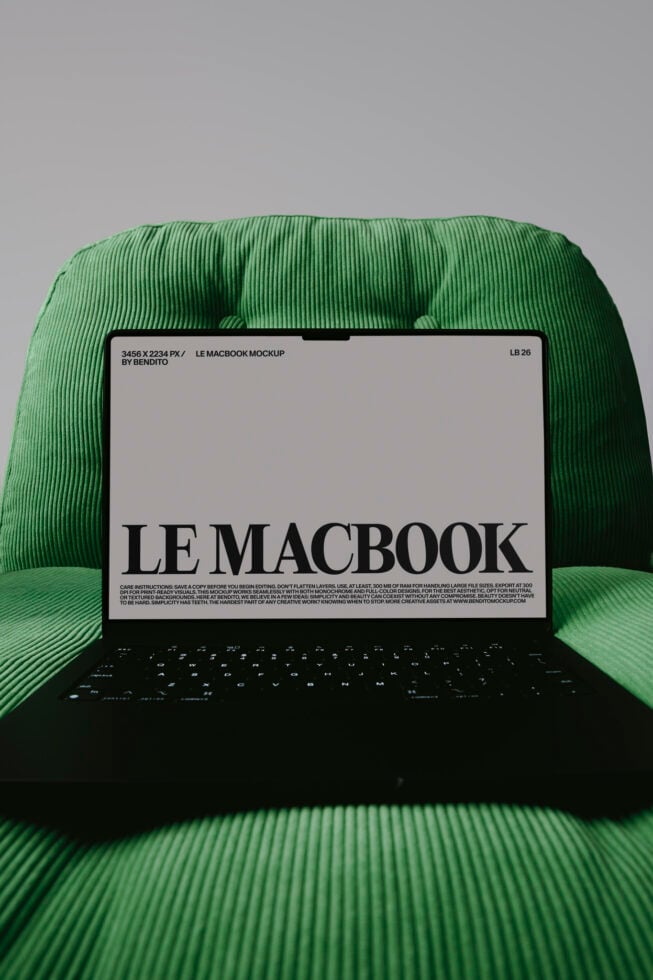 Le MacBook LB26W35 Mockup