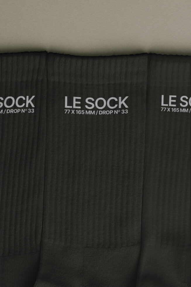 Le Sock LB25W33 Mockup preview 4