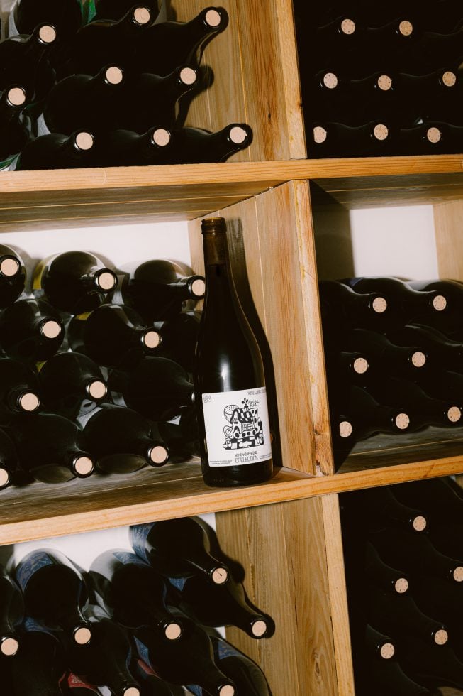 Wine Bottle WWW09 Mockup