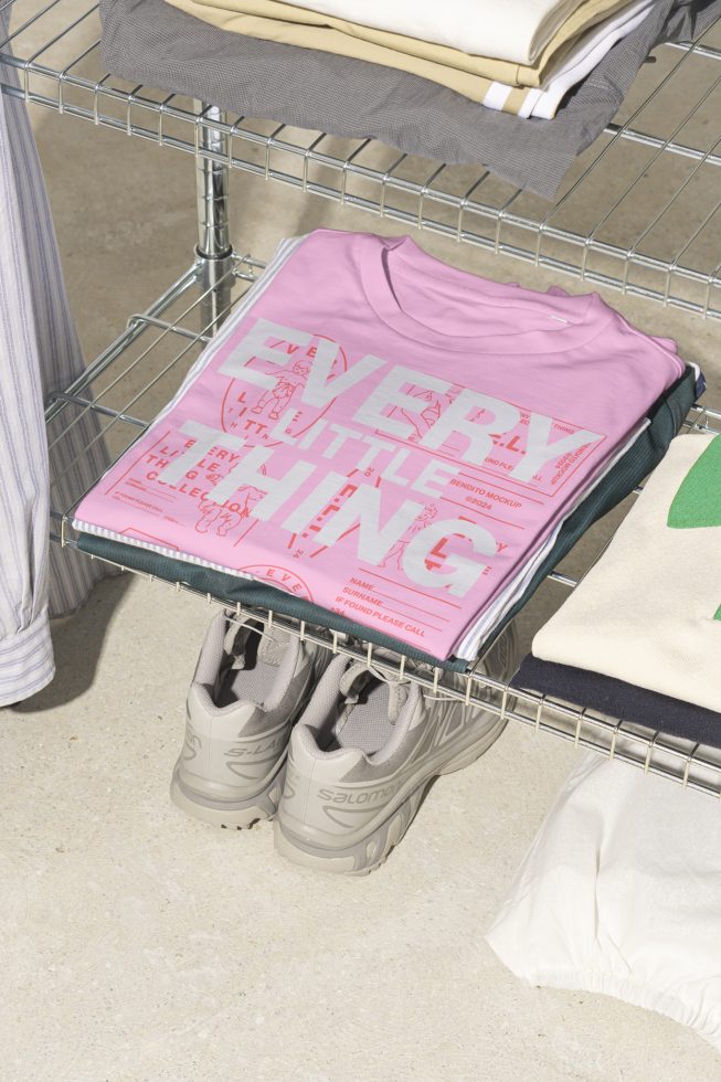 T-Shirt ELT02 Mockup preview 4