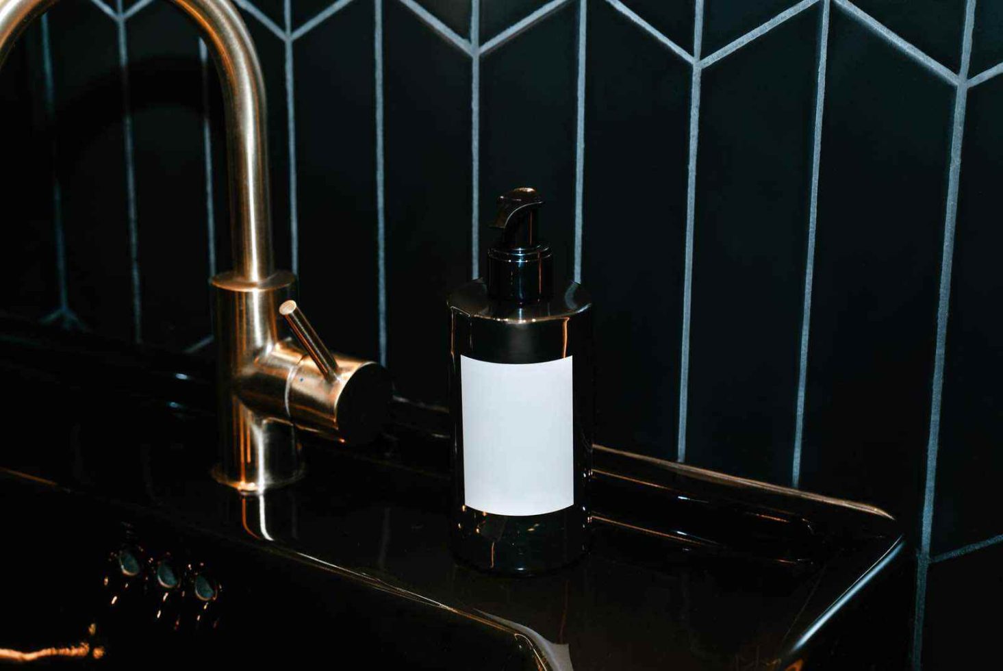 Hand Soap MS02 Mockup preview 2