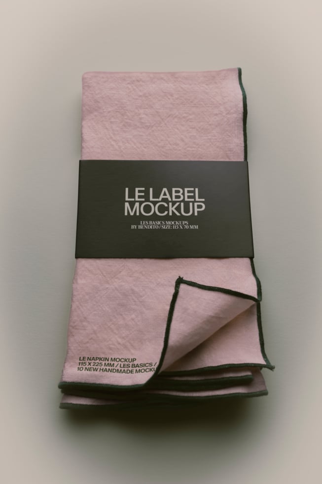 Le Napkin LB26W40 Mockup preview 4