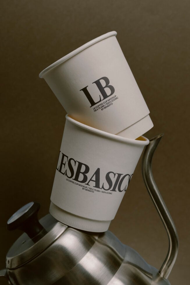 Le Coffee Cup LB26W05 Mockup