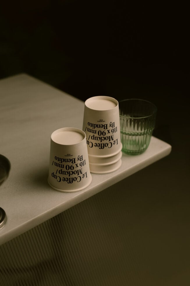 Le Coffee Cup LB26W02 Mockup