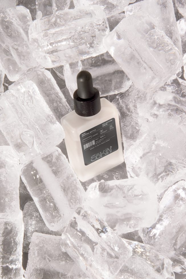Dropper Bottle SS07 Mockup preview 4