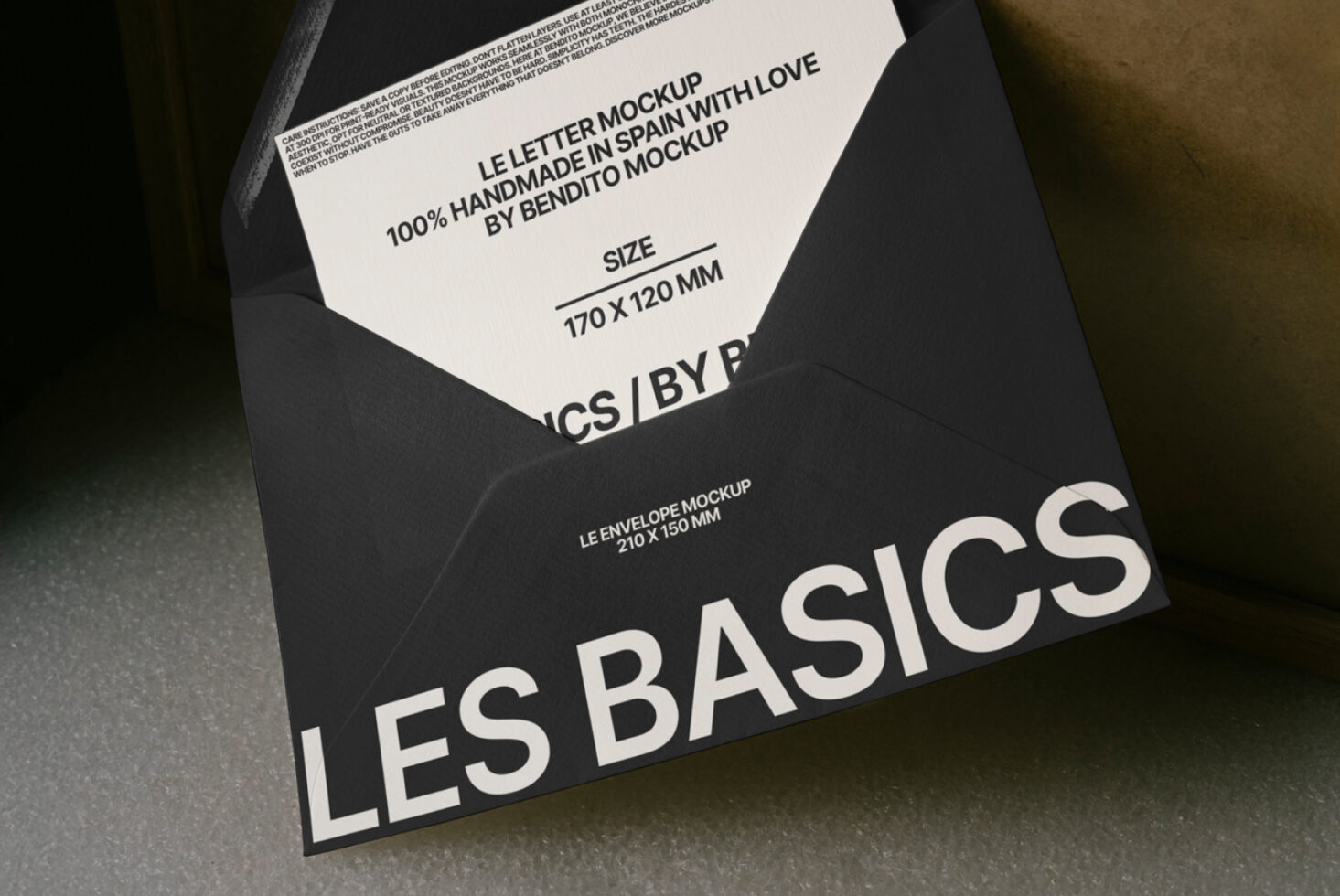 Le Envelope LB25W0202 Mockup preview 2