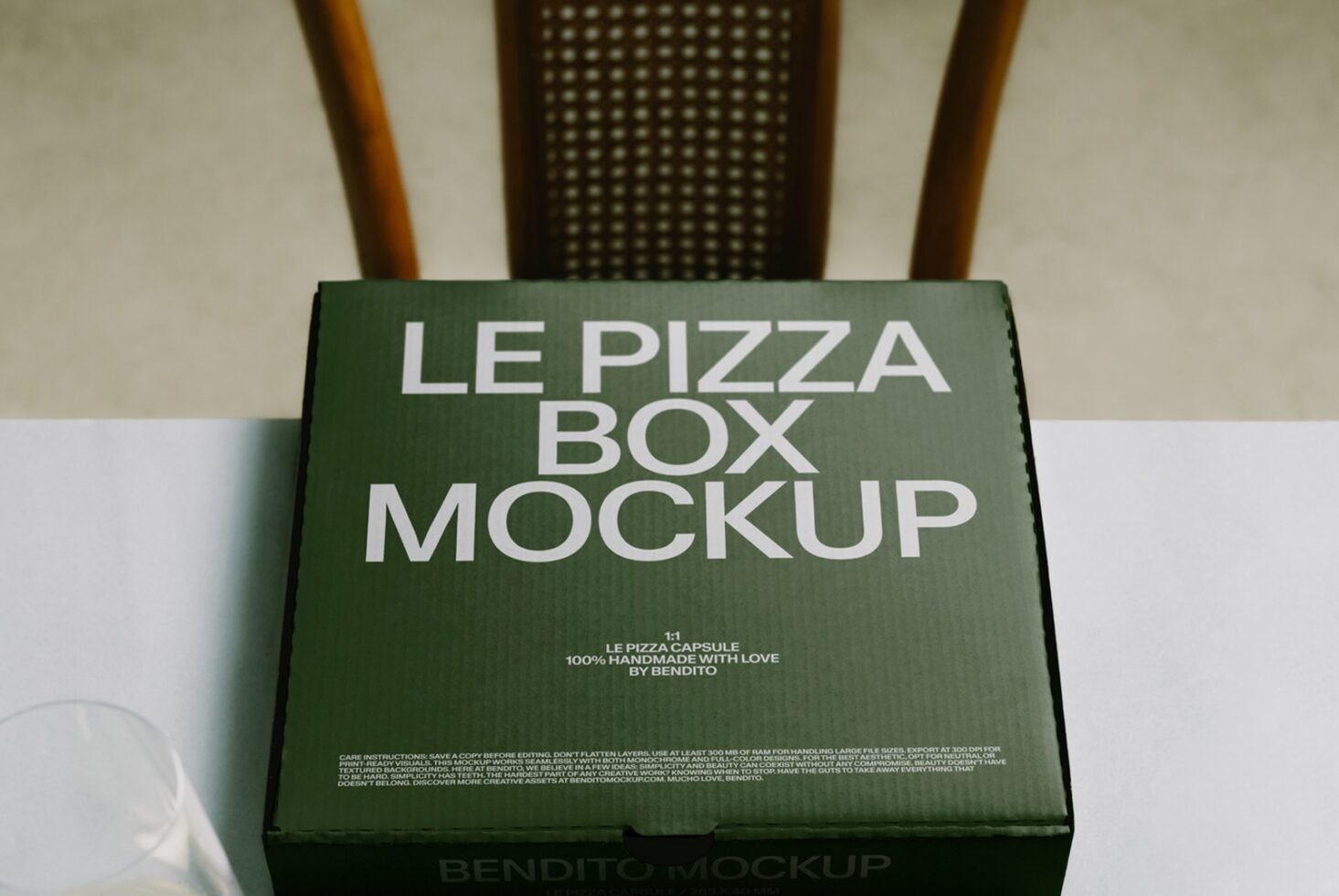 Le Pizza Box LB26W2802 Mockup preview 2
