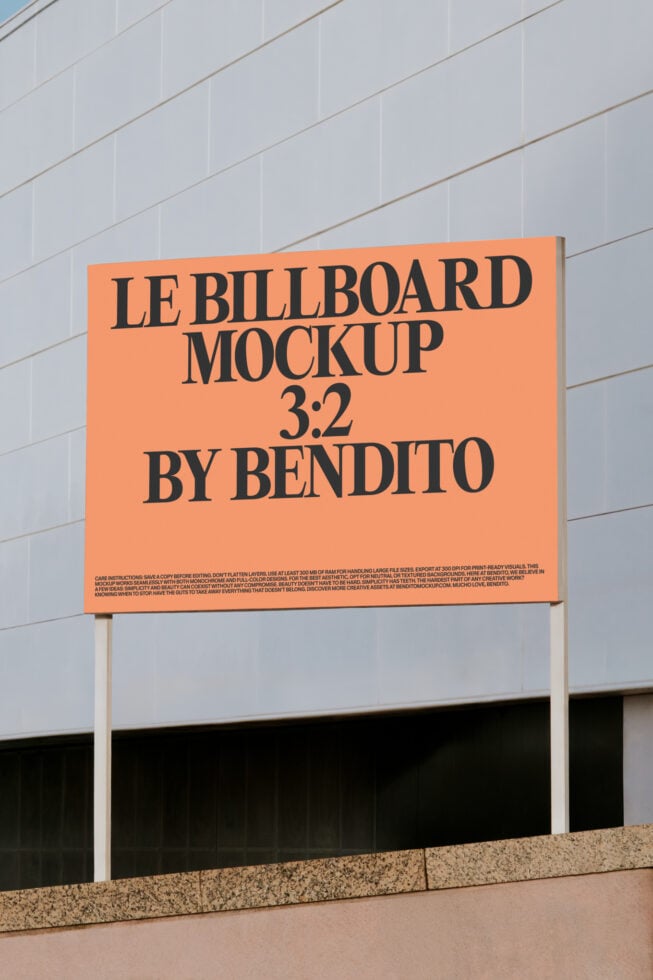 Le Billboard LB26W16 Mockup preview 4