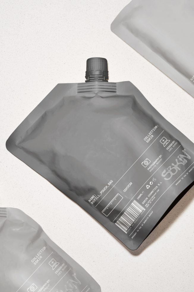 Refill Pouch Bag SS02 Mockup preview 4