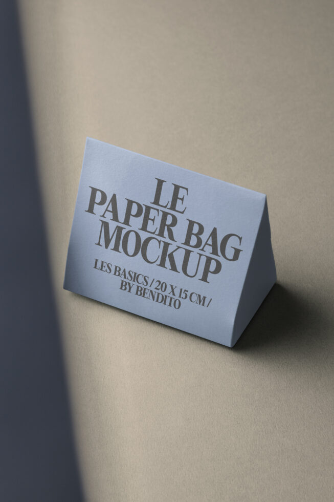 Le Paper Bag LB25W34 Mockup preview 4