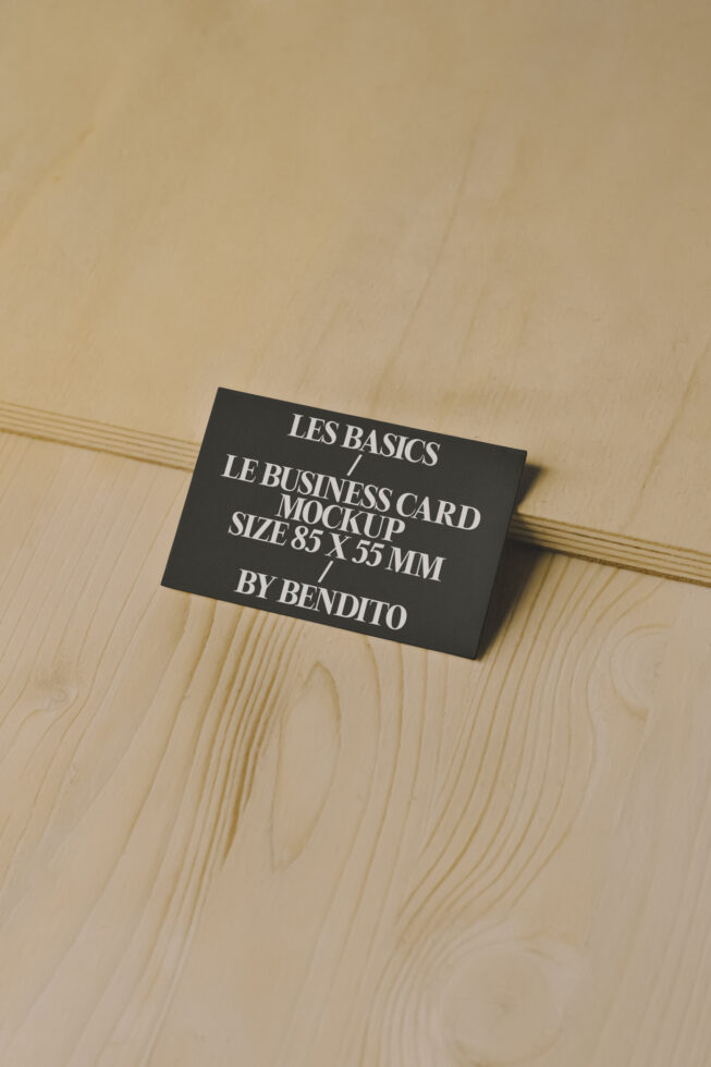 Le Business Card LB25W09 Mockup preview 4