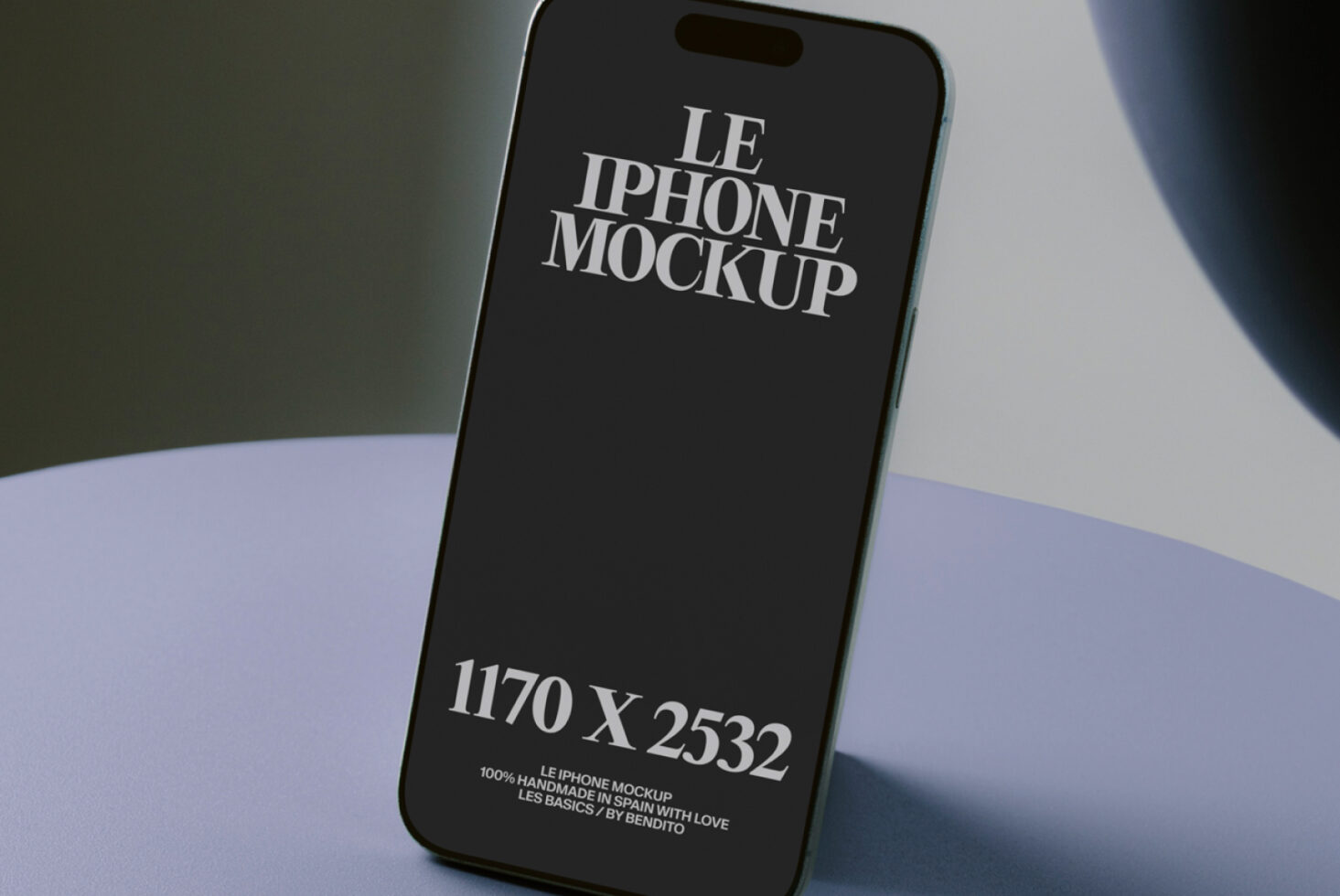 Le iPhone LB26W09 Mockup preview 2