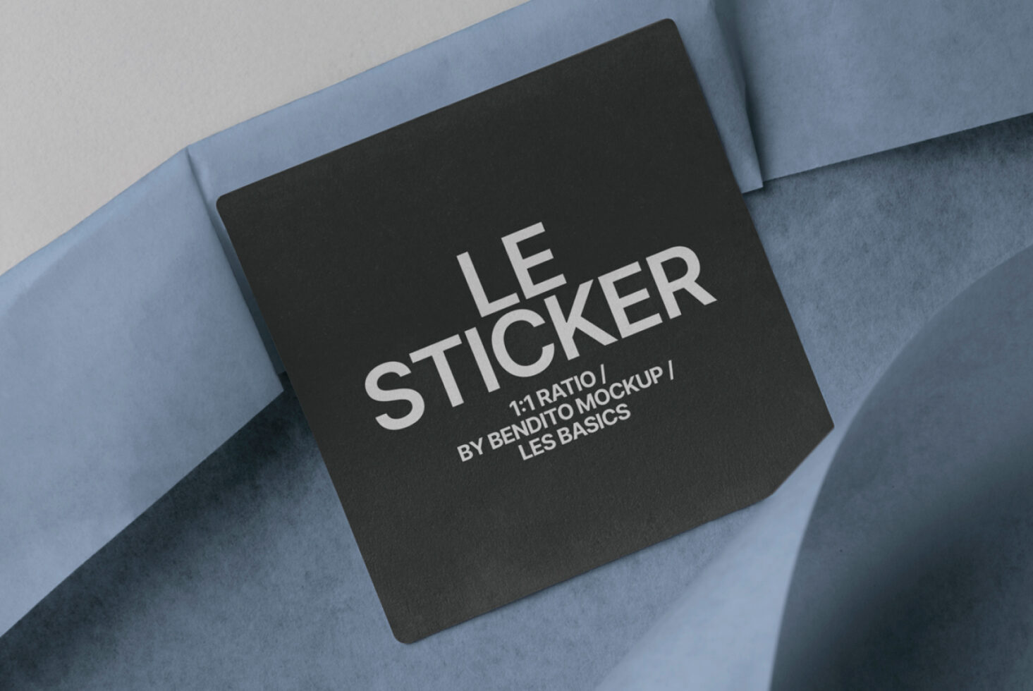 Le Sticker LB25W36 Mockup preview 2