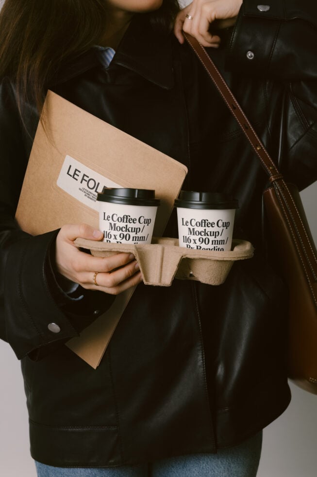Le Coffee Cup LB26W18 Mockup