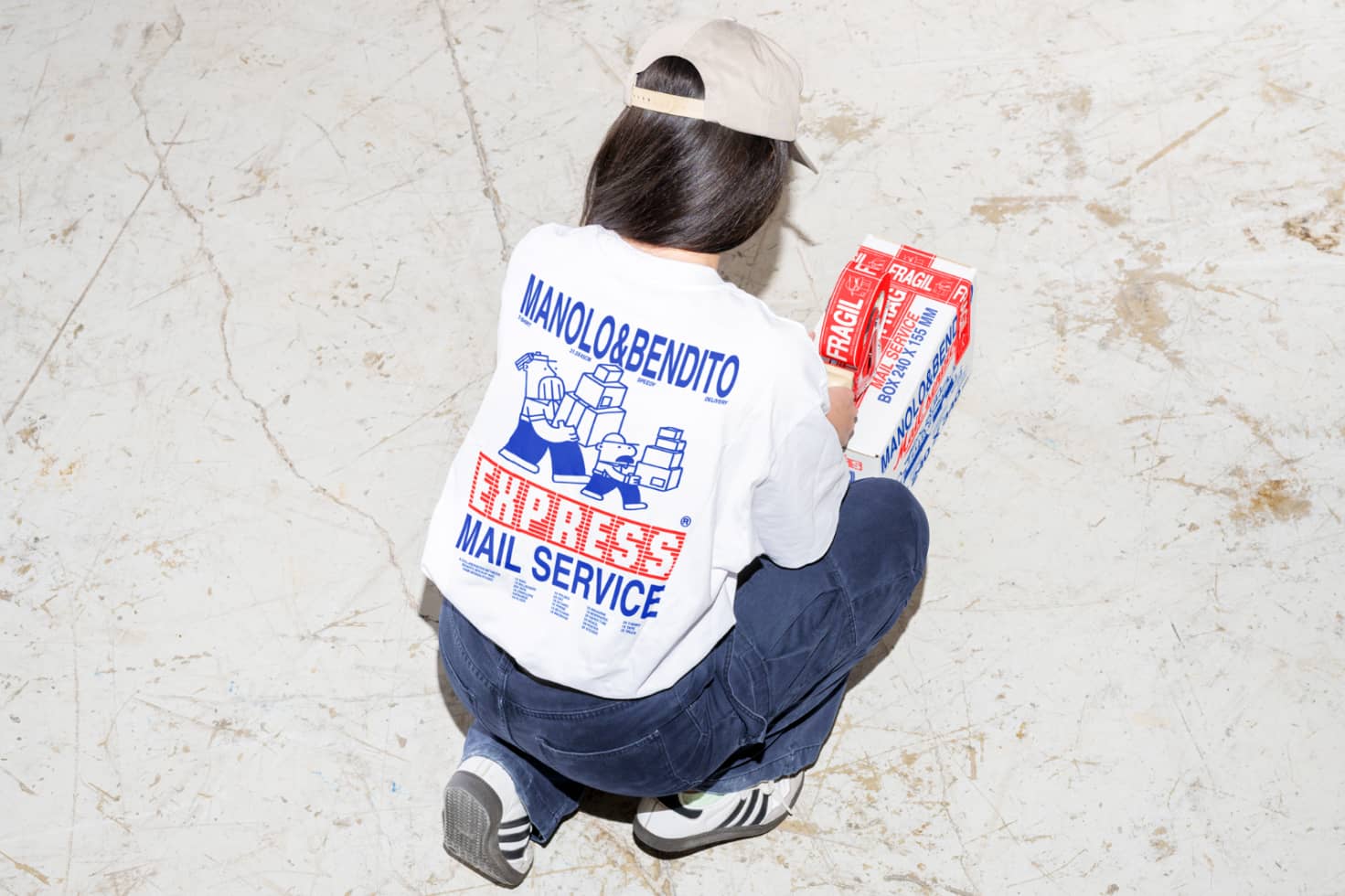 T-Shirt M&B01 Mockup preview 3