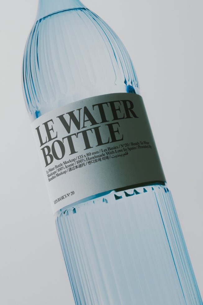 Le Water Bottle LB26W20 Mockup