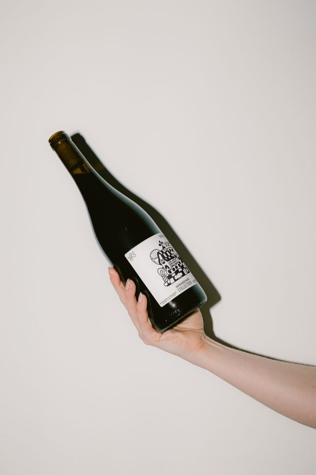 Wine Bottle WWW08 Mockup