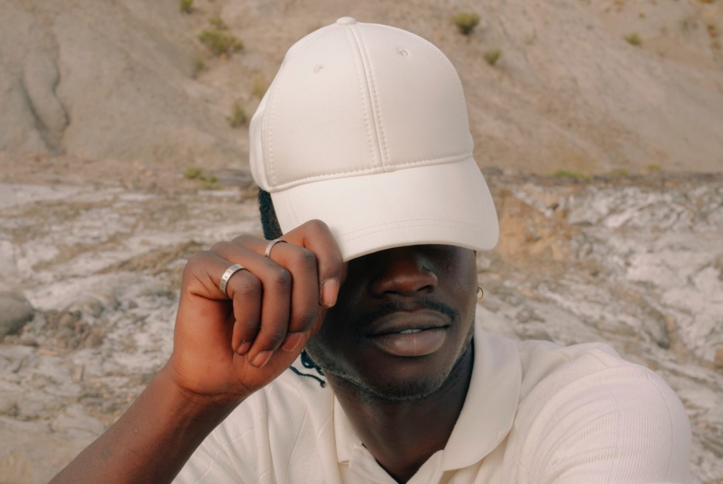 Hat BL04 Mockup preview 2