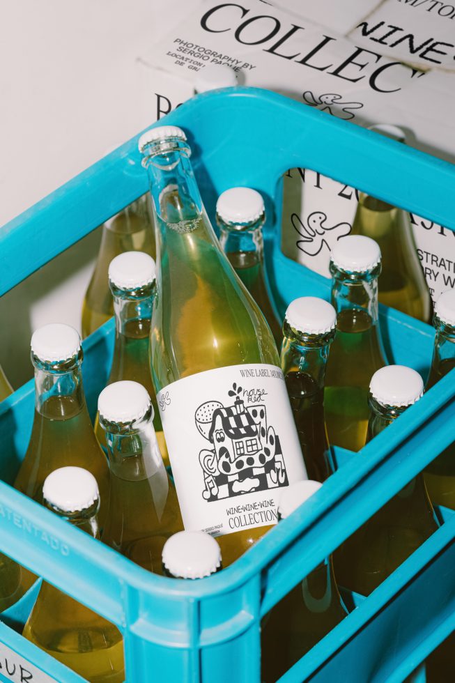 Wine Bottle WWW07 Mockup