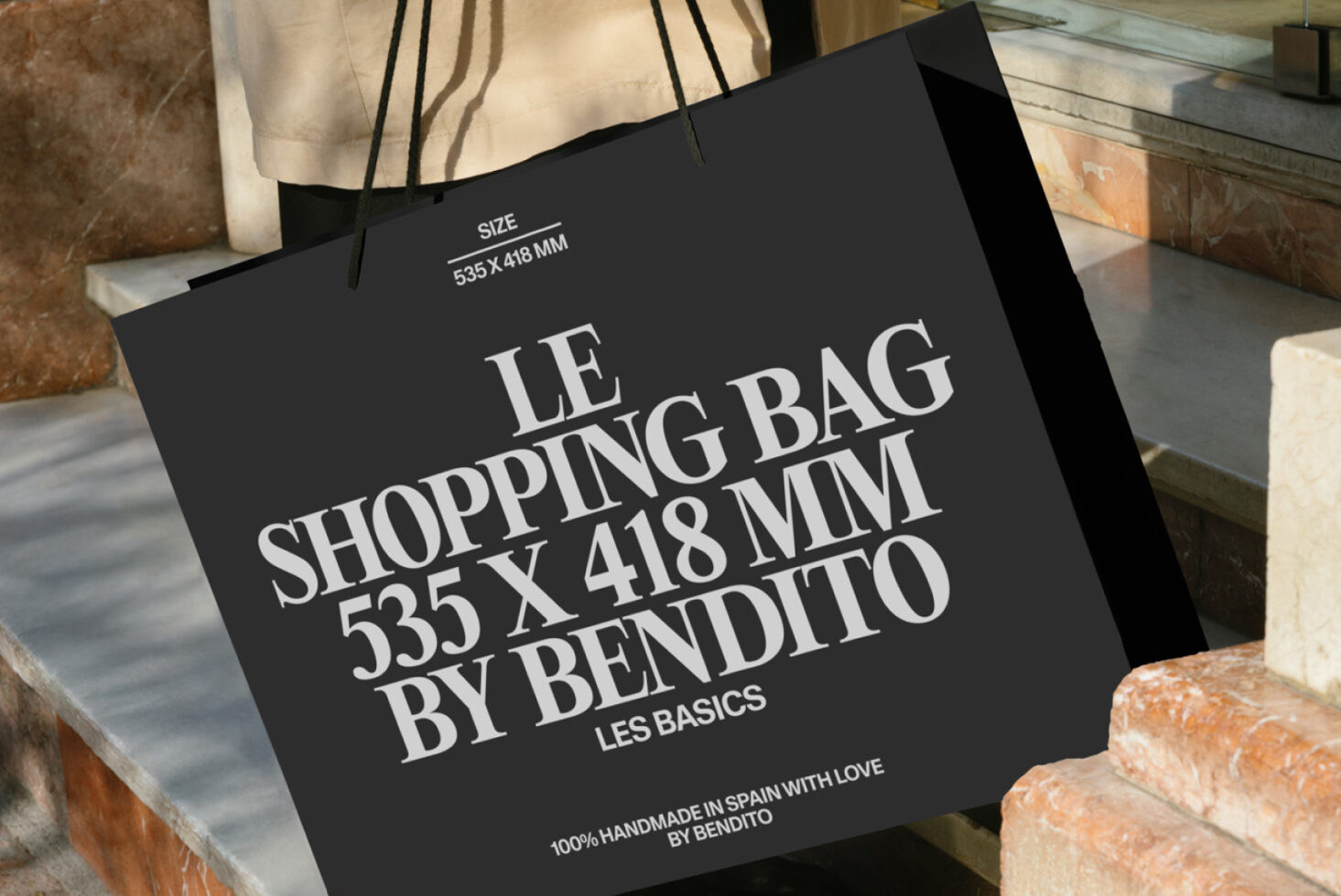 Le Shopping Bag LB26W14 Mockup preview 2