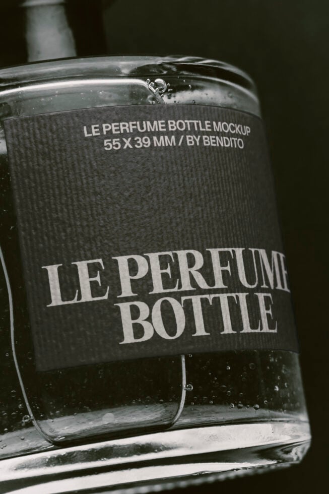 Le Perfume Bottle LB26W37 Mockup