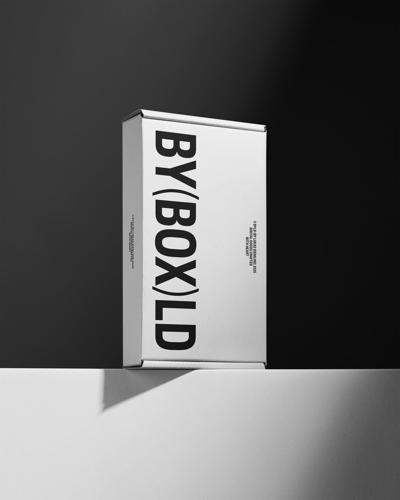 Shipping Box 01 Mockup