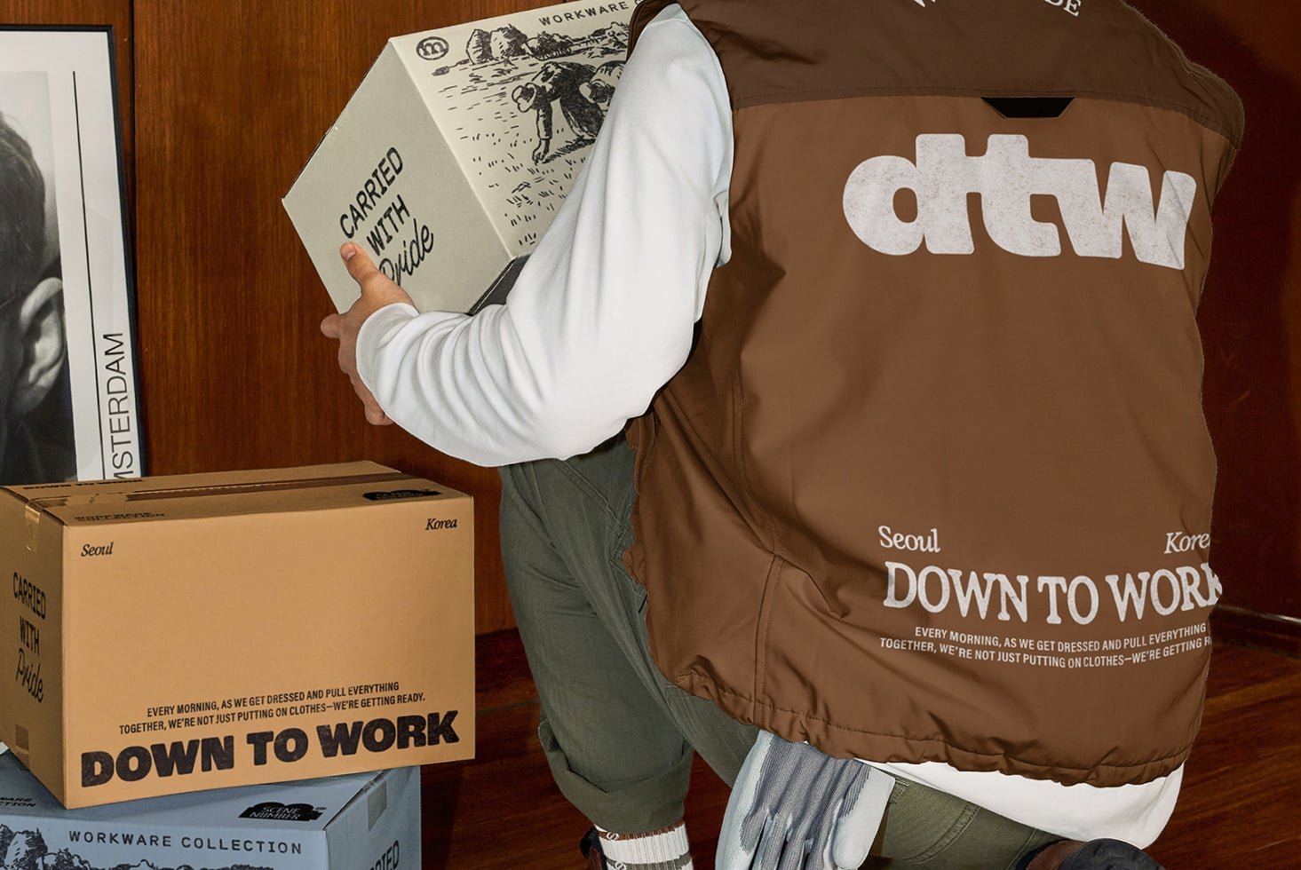 S#2 DTW Vest 01 Mockup preview 2