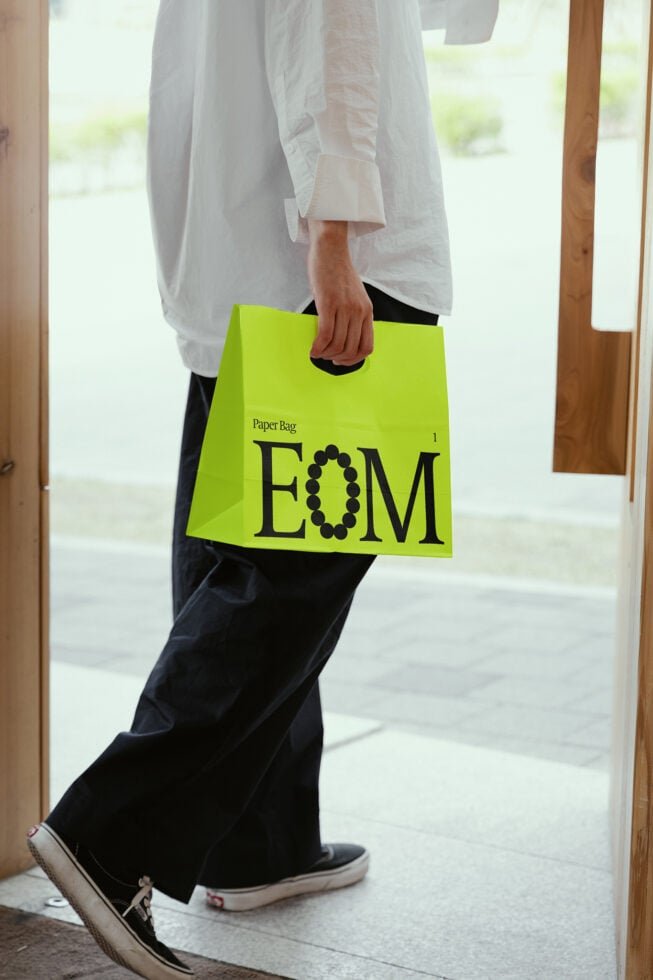 S#1 EoM Paper Bag 01 Mockup