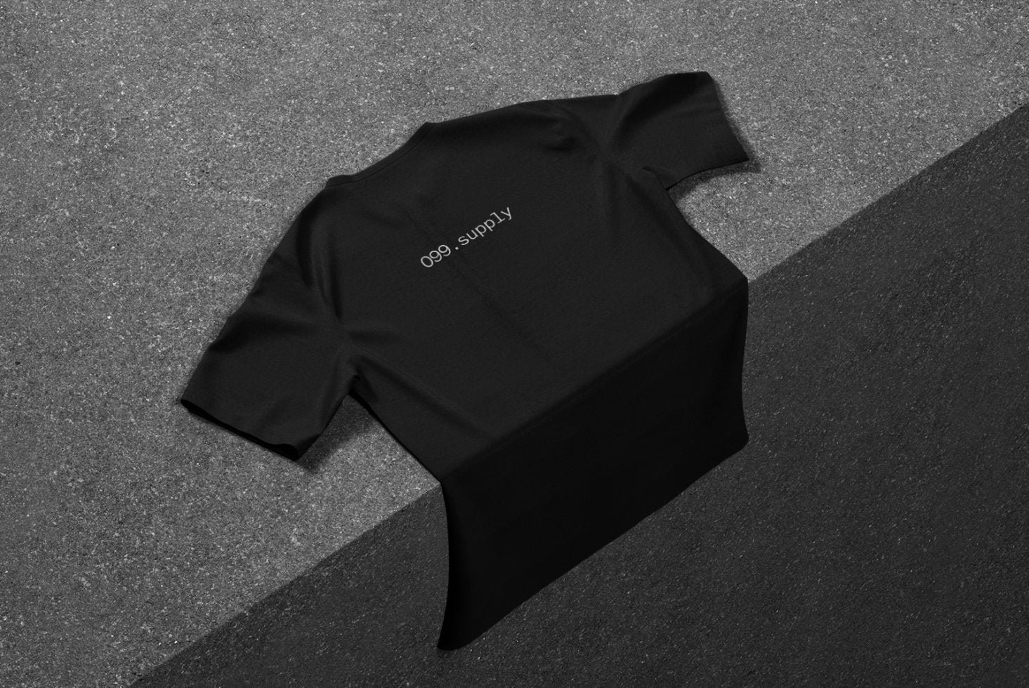 T-Shirt preview 4