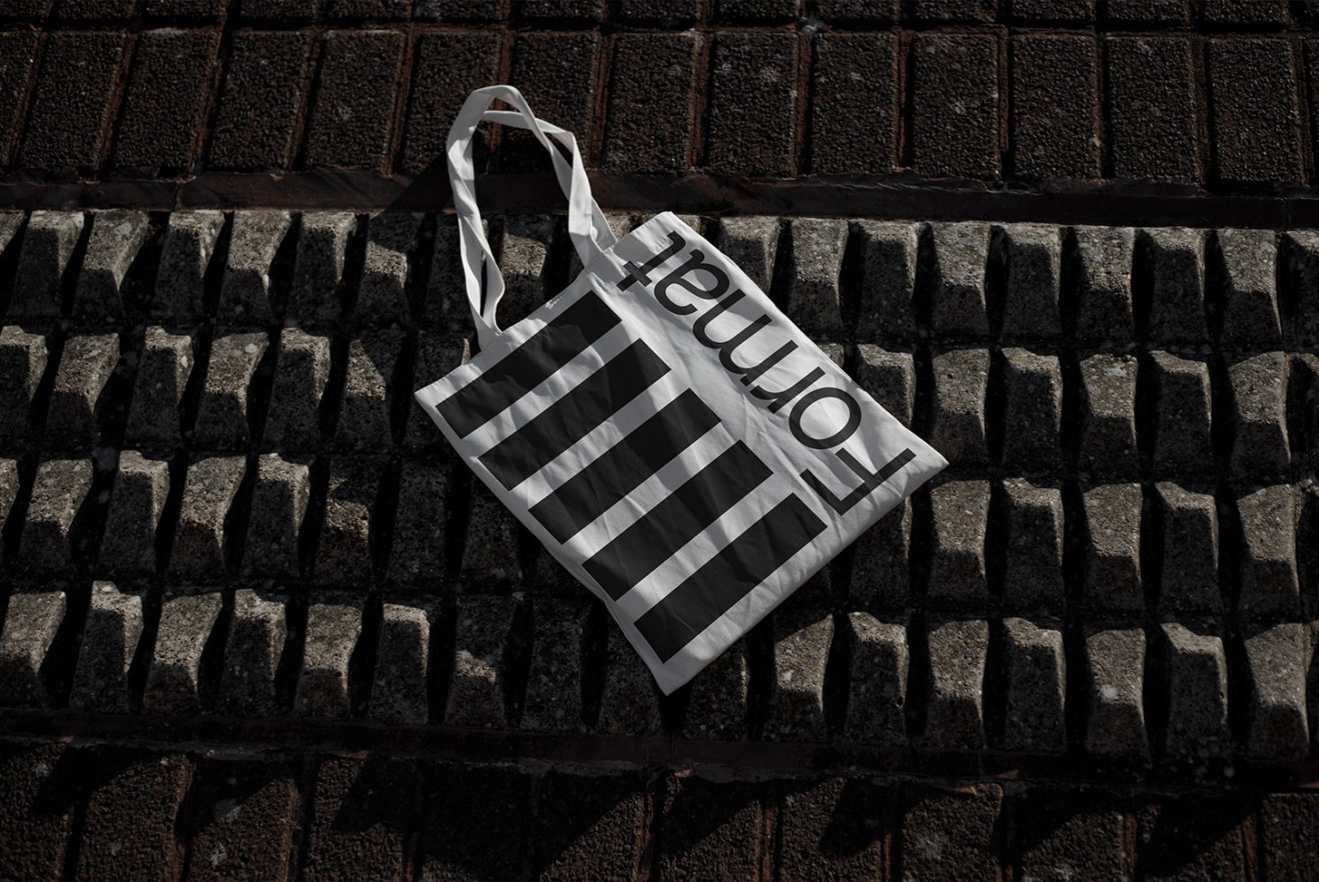 Batch 03 Cloth Bag Mockup 02