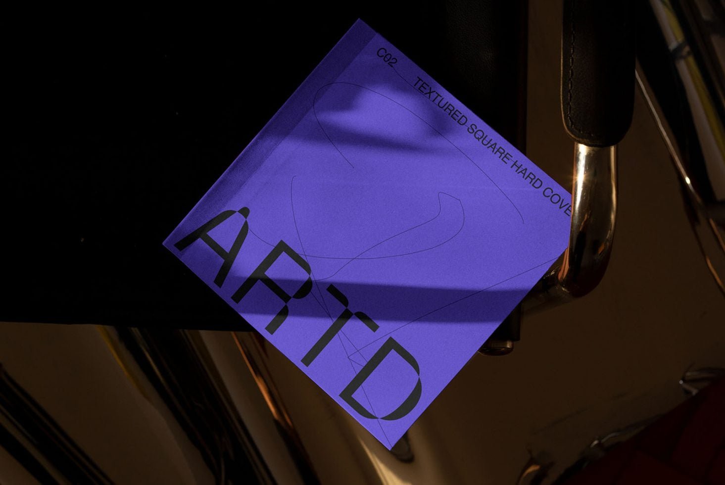 Book C02 Mockup 007