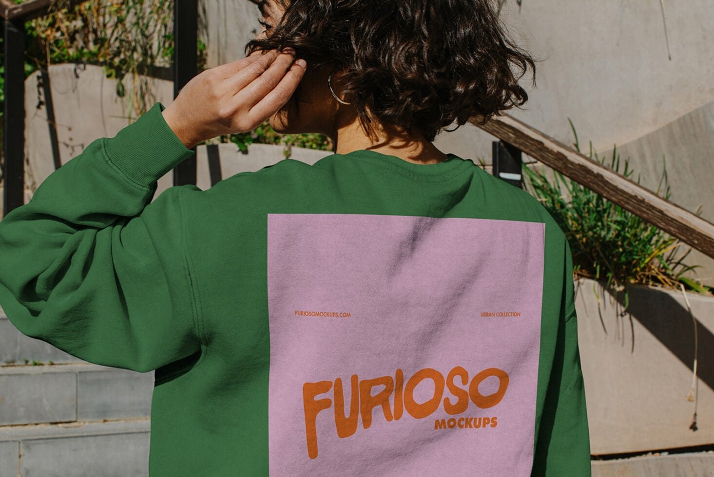 Sweatshirt Mockup 02UC preview 2
