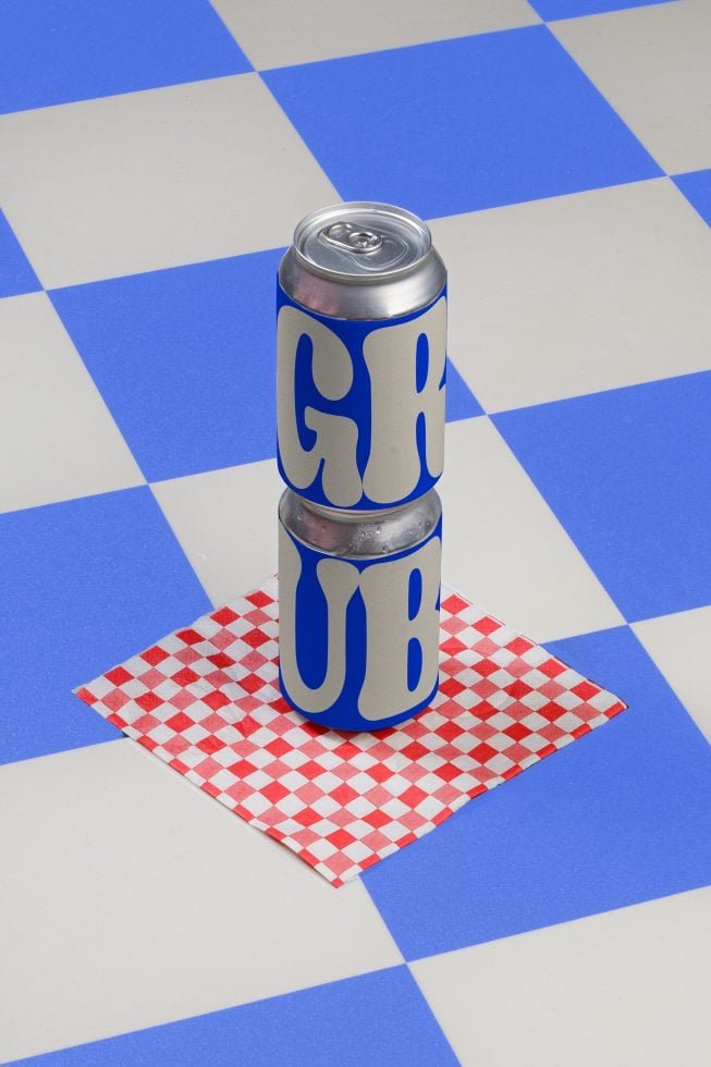 GRUB CANS MOCKUP 02