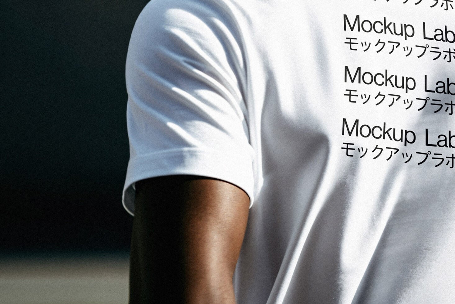 Shirt 03ML Mockup preview 3