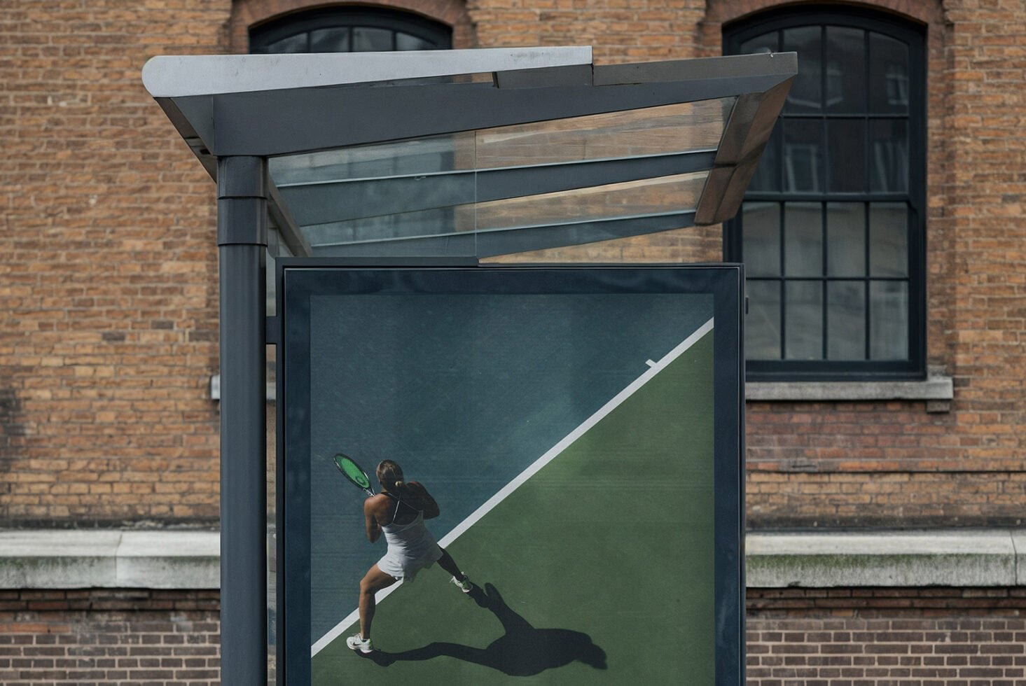 Bus Stop 01ML Mockup preview 2