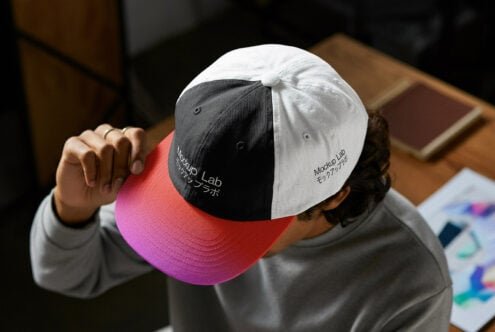 Cap 04ML Mockup