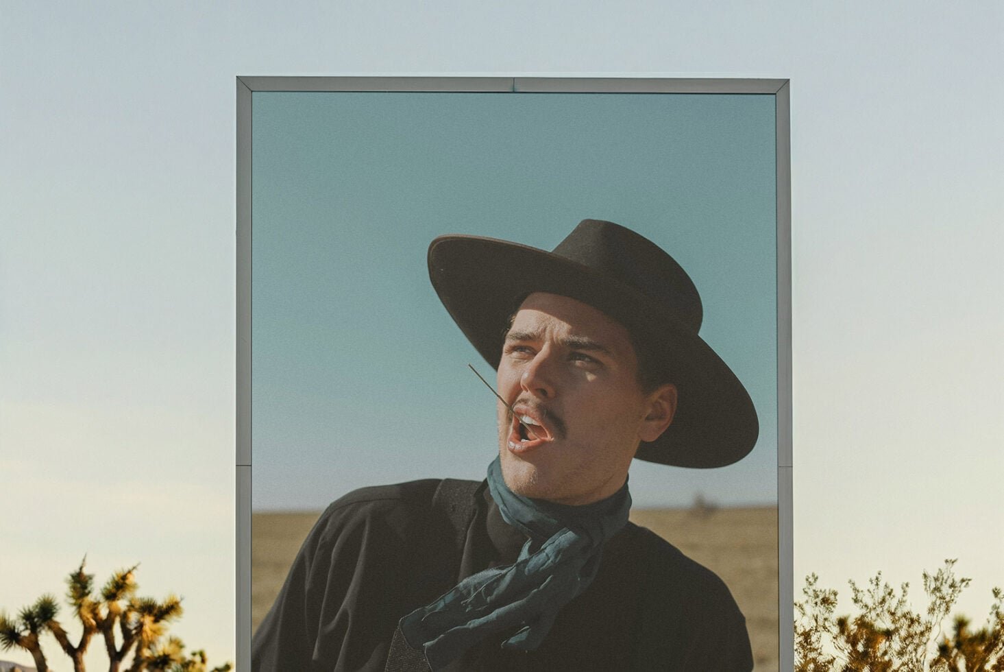 Billboard 45ML Mockup preview 2