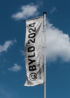 Flag 06 Mockup