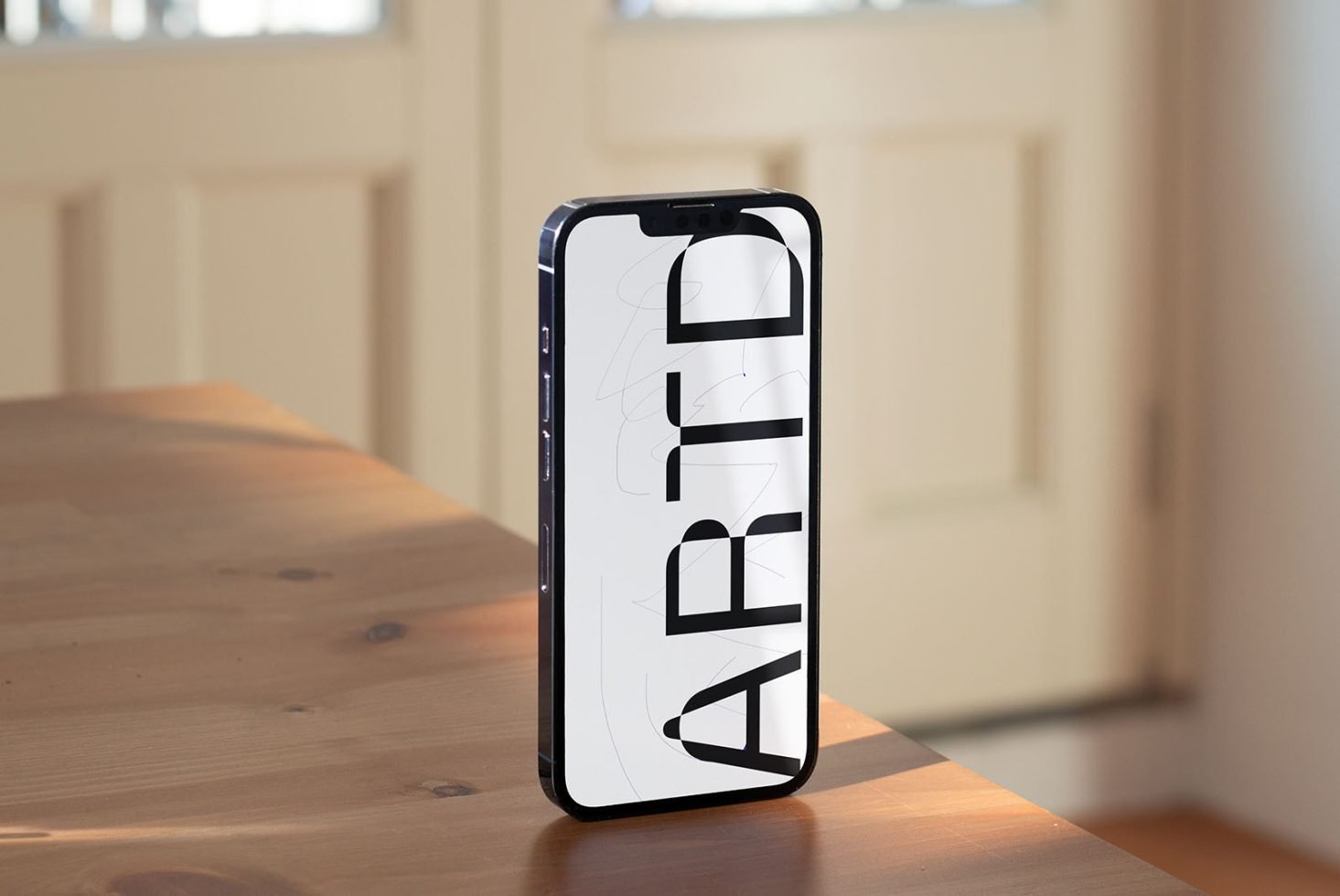 iPhone C03 Mockup 022