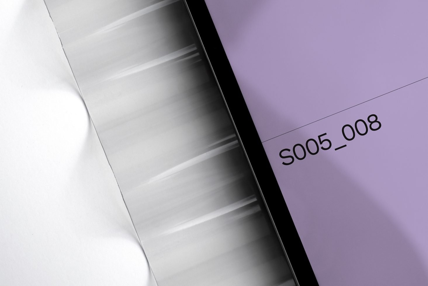 iPad S05 008 Mockup preview 2