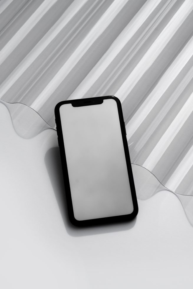 iPhone S05 004 Mockup