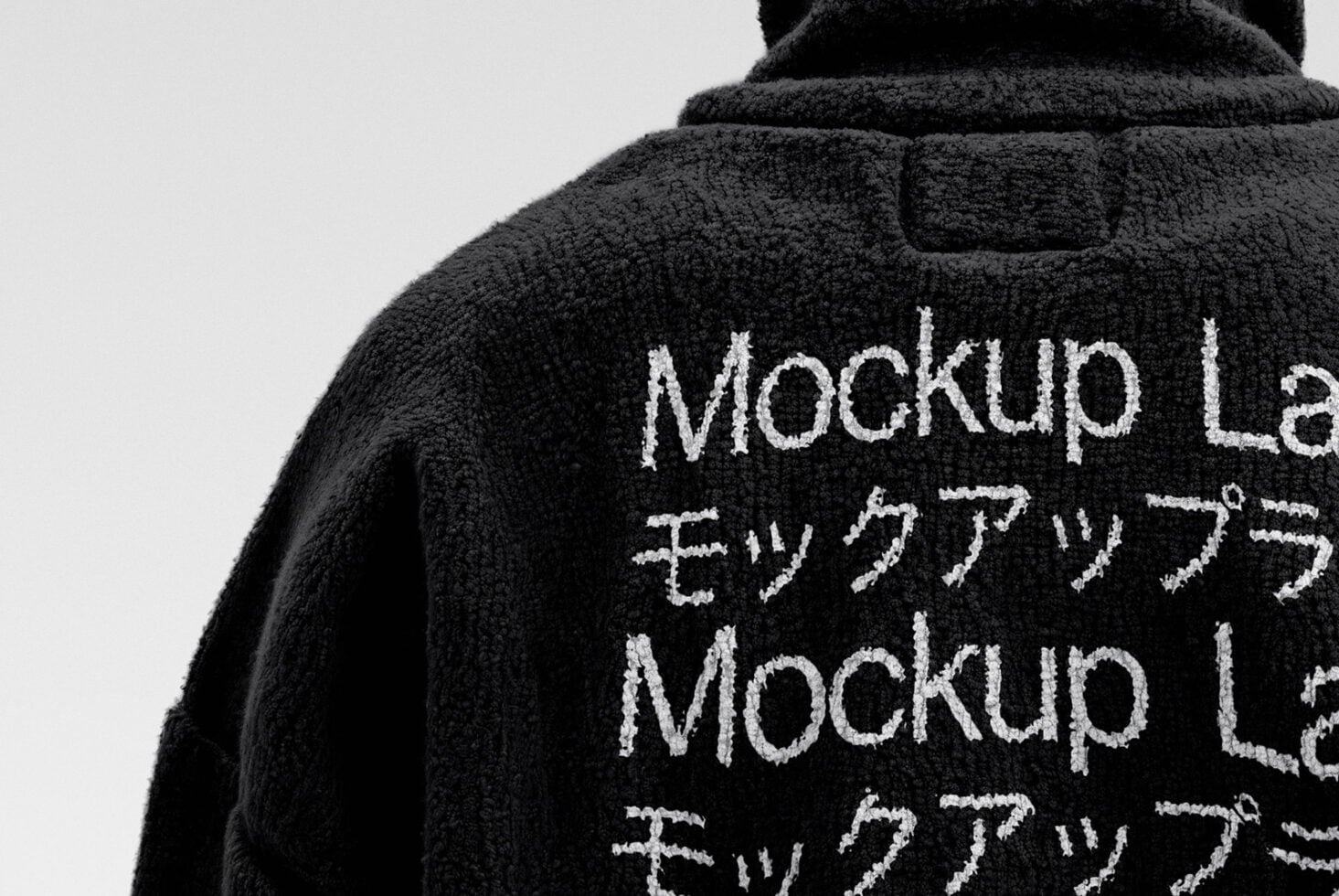 Outfit 04ML Mockup preview 3