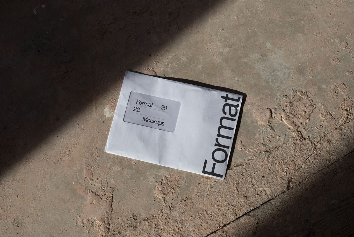 Format B2 Envelope Mockup 01