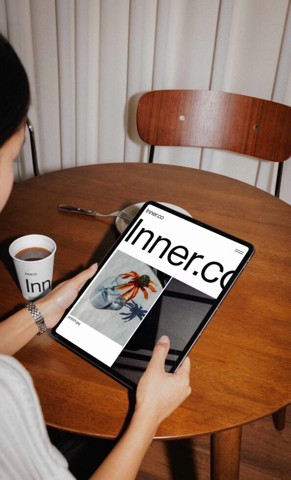 iPad Mockup 05