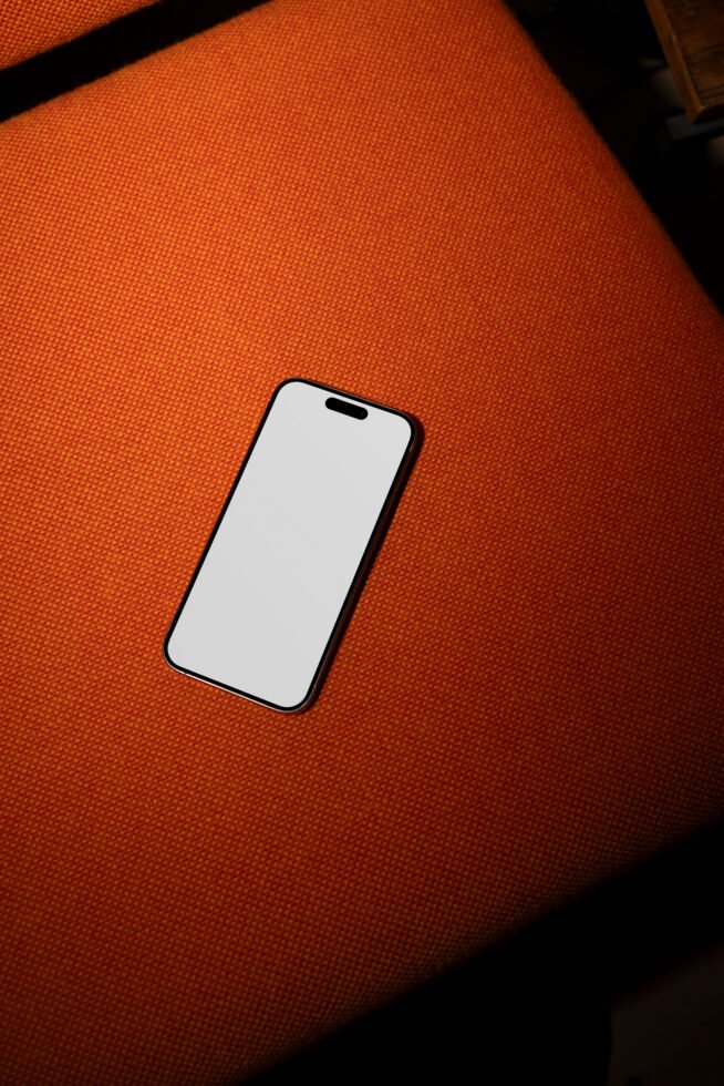 iPhone Mockup 042
