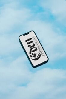 EDEN 02 IPHONE MOCKUP 01
