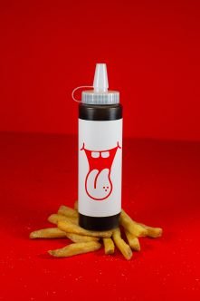 GRUB SAUCE BOTTLE MOCKUP 03