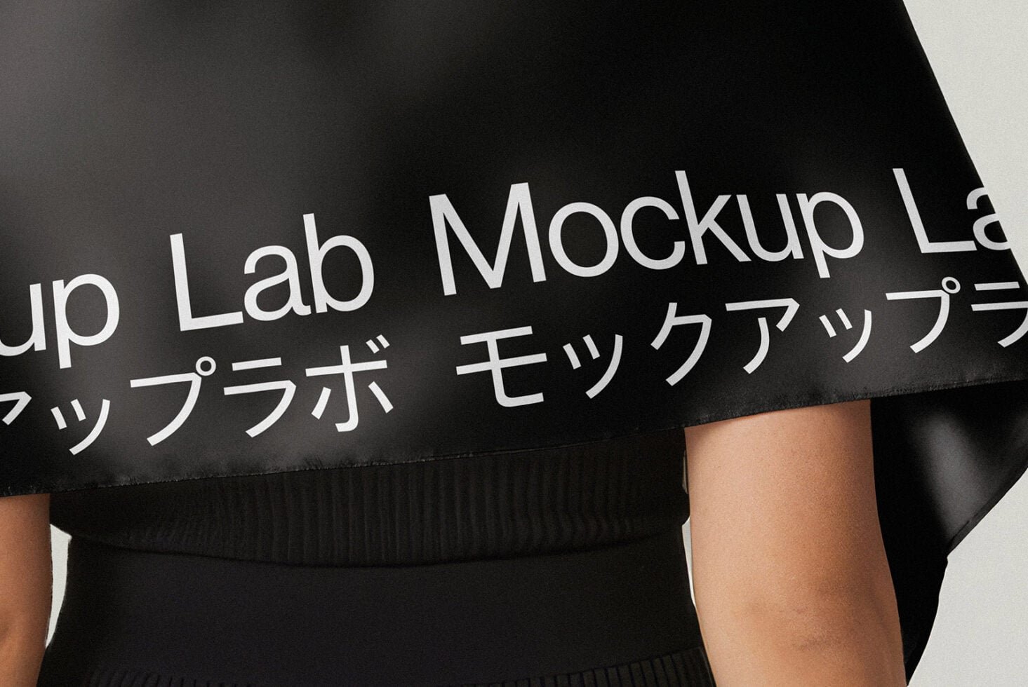 Scarf 01ML Mockup preview 3