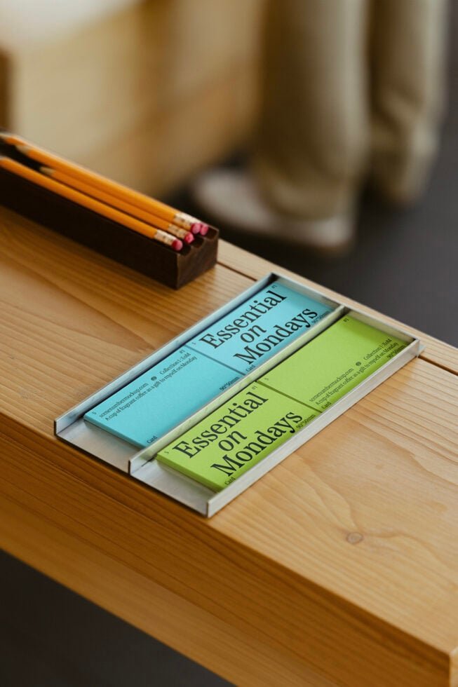 S#1 EoM Business Card 03 Mockup